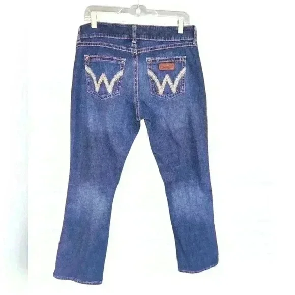 Wrangler Bootcut Jeans - Picture 1 of 5